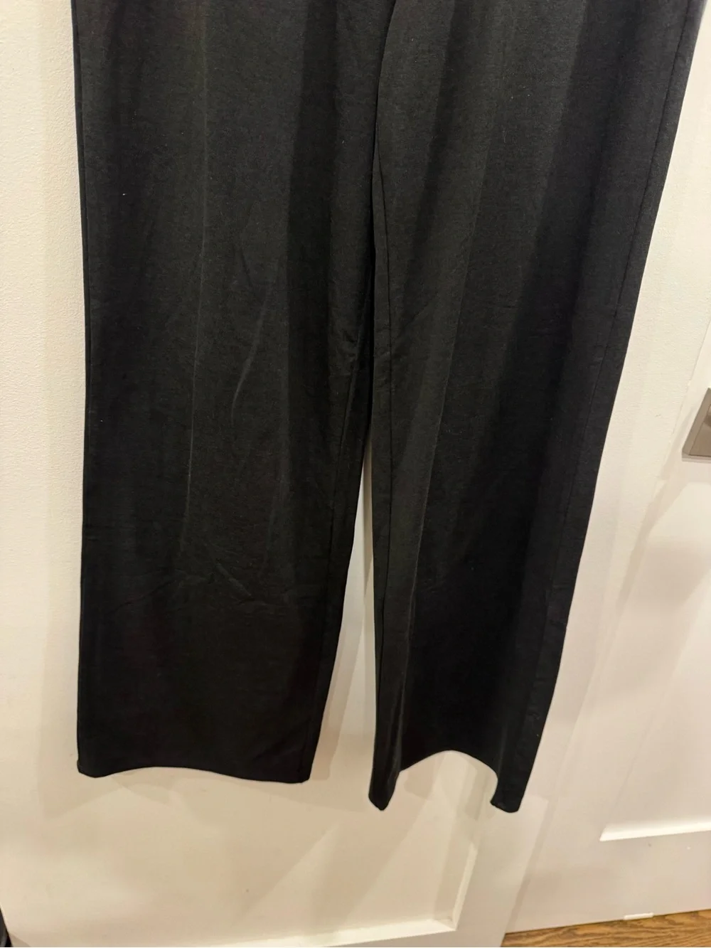 Vuori Black Wide-Leg Drawstring Joggers